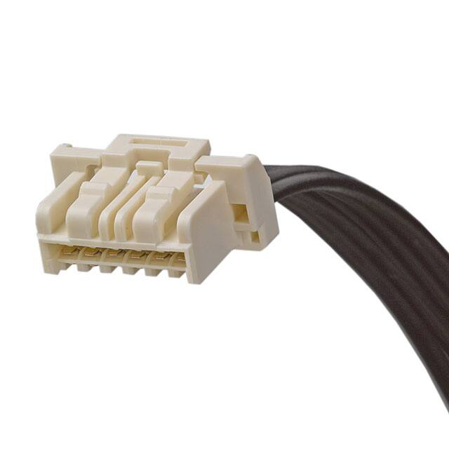 0151350600Molex