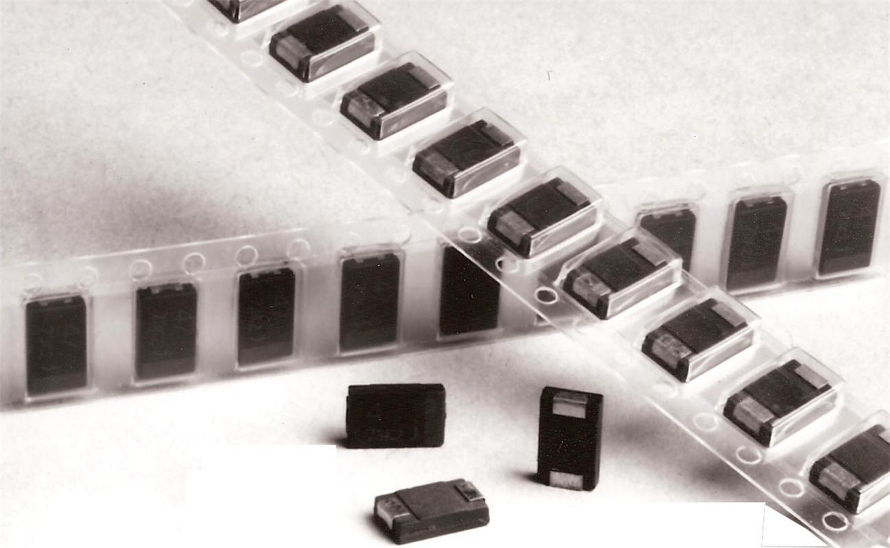 Cornell Dubilier Electronics T491D476K010AS-F