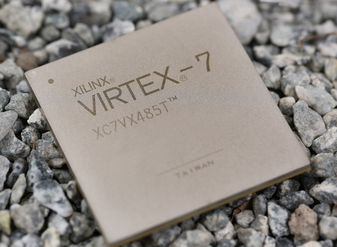 XC7VX690T-2FF1927CXilinx