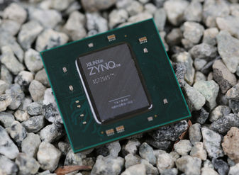XC7Z035-1FFG900I4484Xilinx
