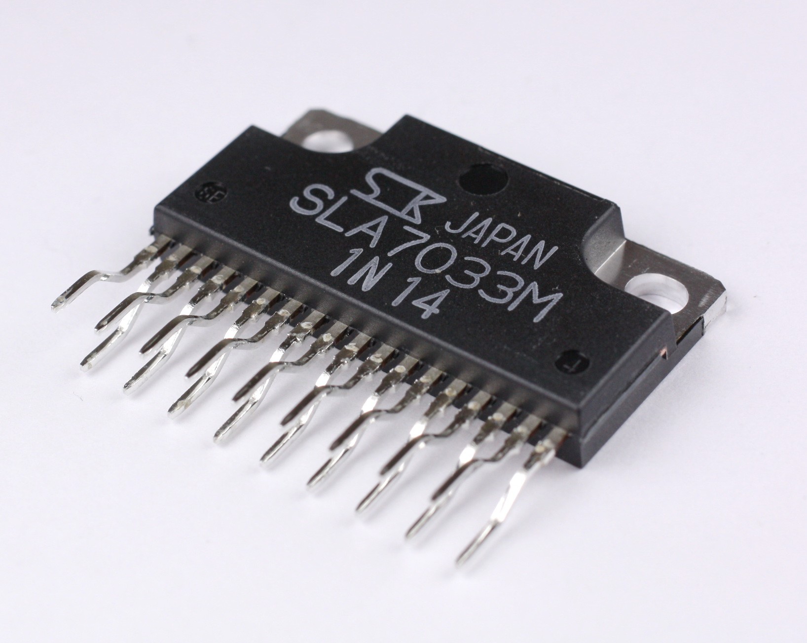 SLA7033M-LF871Sanken