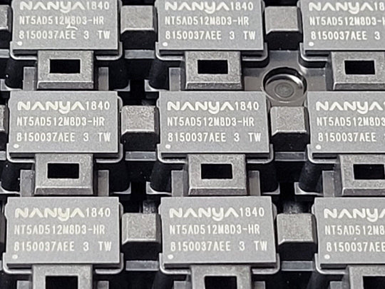 NT5AD512M8D3-HR