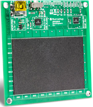 Microchip Technology DM160219 Reference Design 3